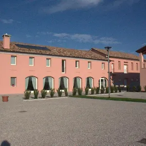 Alloggio per agriturismo Arneroni